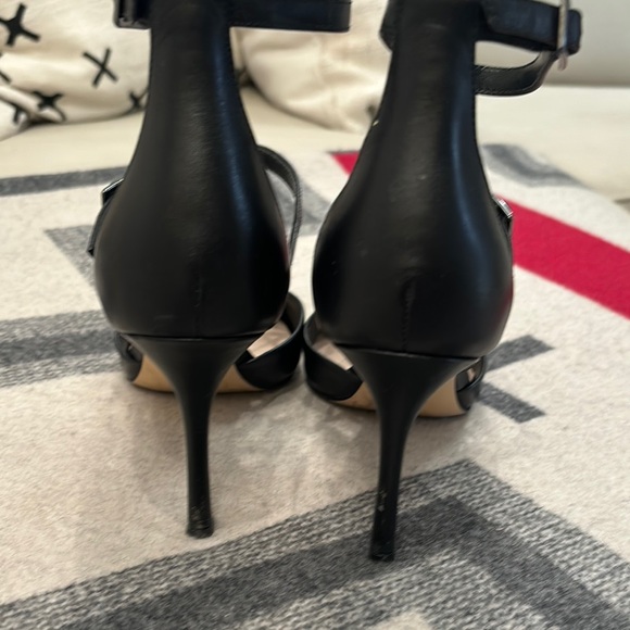 Nine West Black Heels with Strappy Design and Pointed Toe - Picture 4 of 5